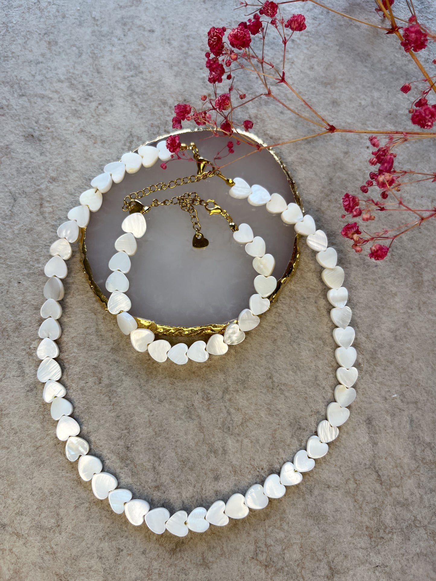 Love set white