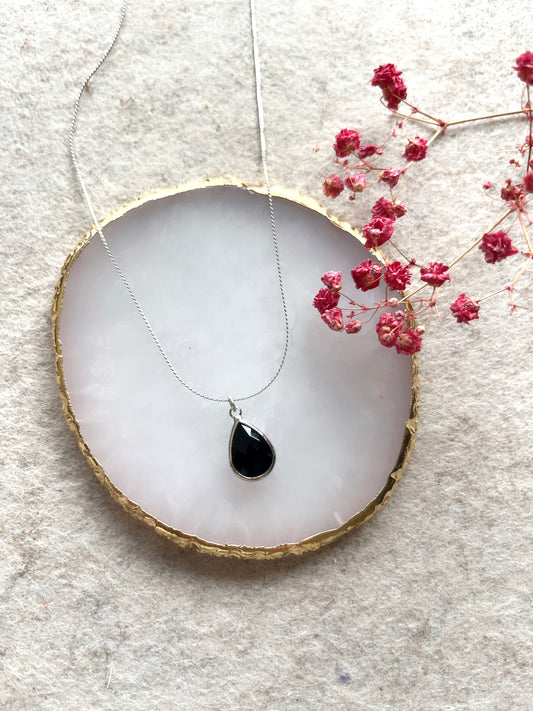Black mystery neckless